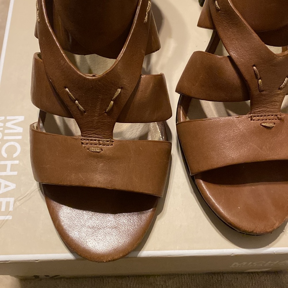 MICHAEL KORS ZOE SANDALS - Picture 10 of 14